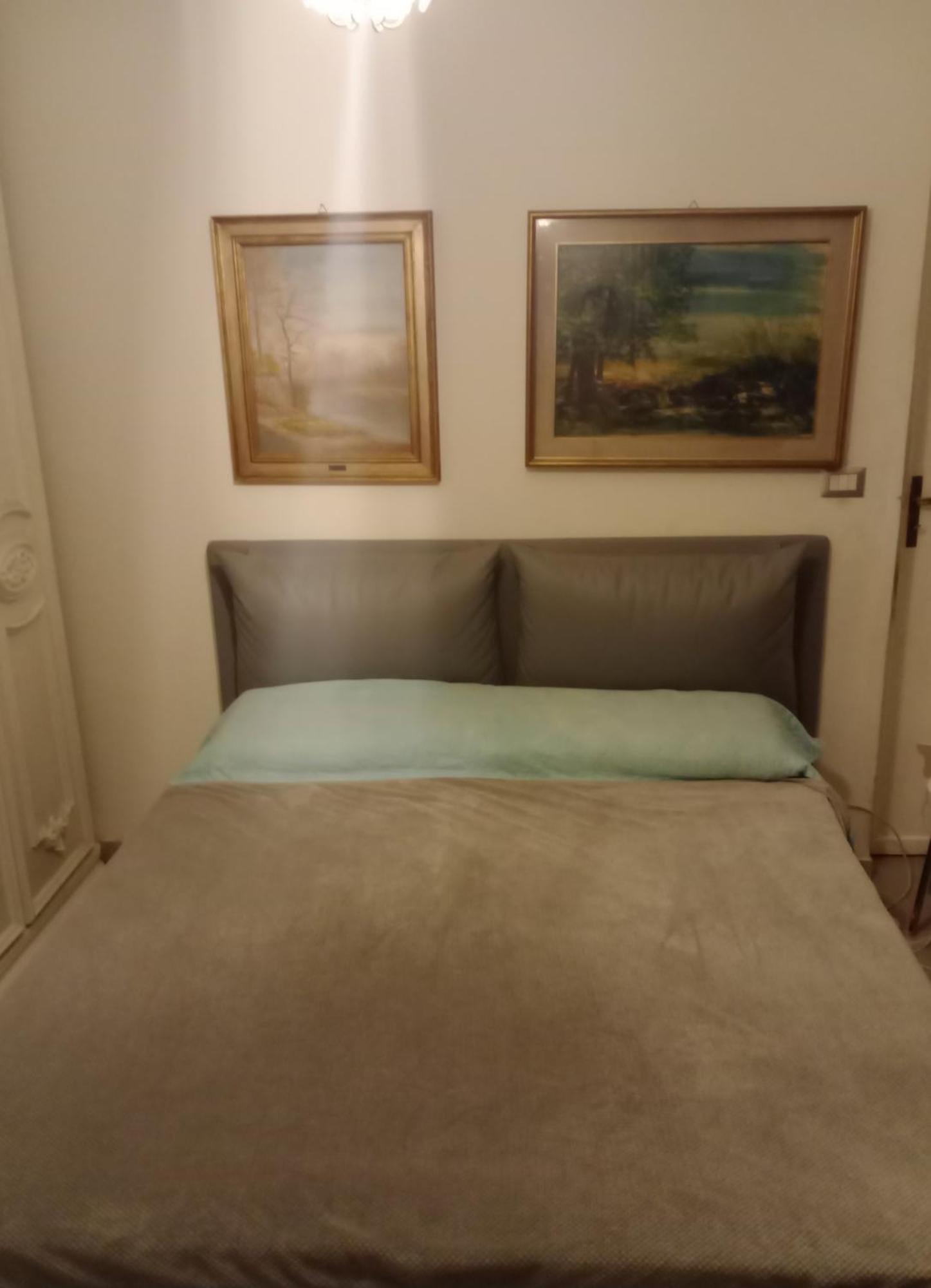 Apartamento Casa - House Xavier Una Casa Famigliare , Dame Entra Solo Chi A Un Bel Cuore , Non'E Il L'Intero Alloggio Solo Stanze E Bagno Turín Exterior foto